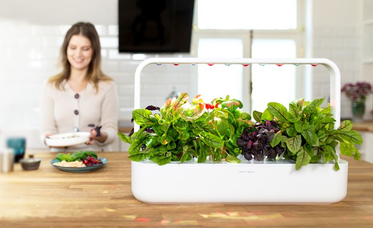 click-and-grow-smart-garden